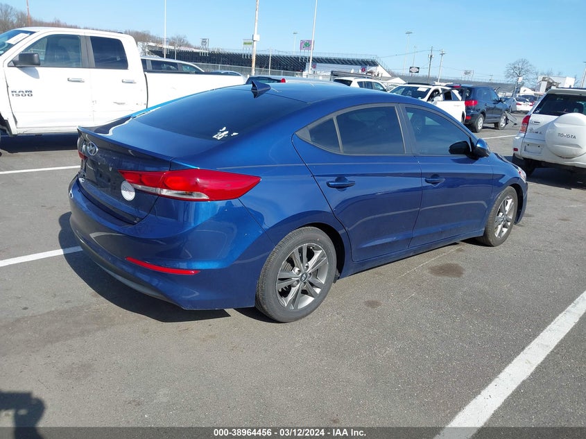 2017 HYUNDAI ELANTRA SE - 5NPD84LFXHH076888