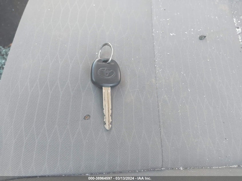 2017 TOYOTA TACOMA SR - 5TFRX5GNXHX096157