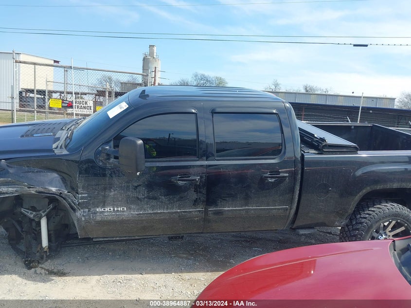 2013 GMC SIERRA 2500HD SLT - 1GT121E82DF148351