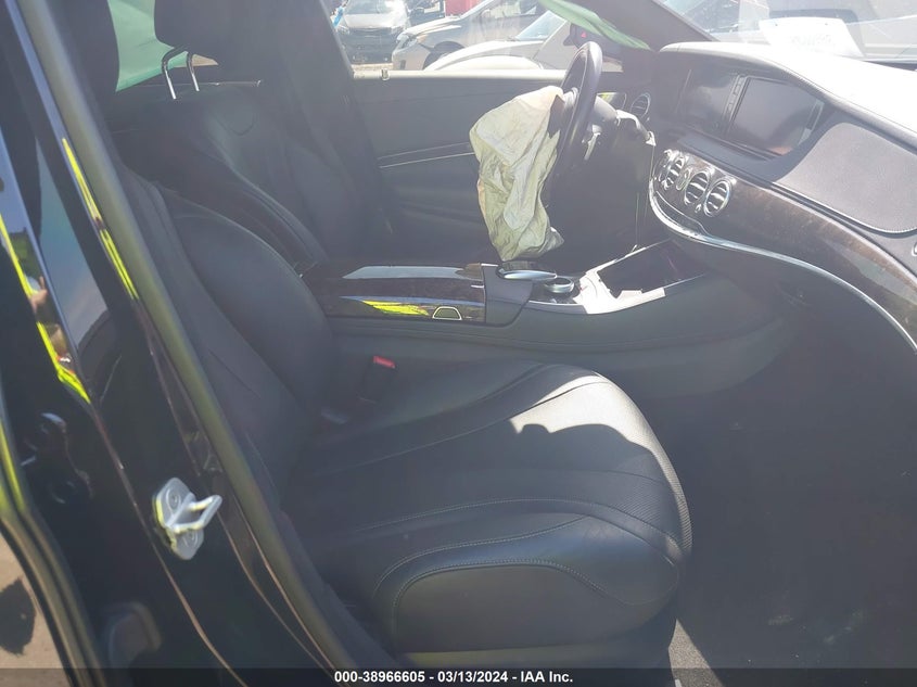 2015 MERCEDES-BENZ S 550 4MATIC - WDDUG8FB6FA179481