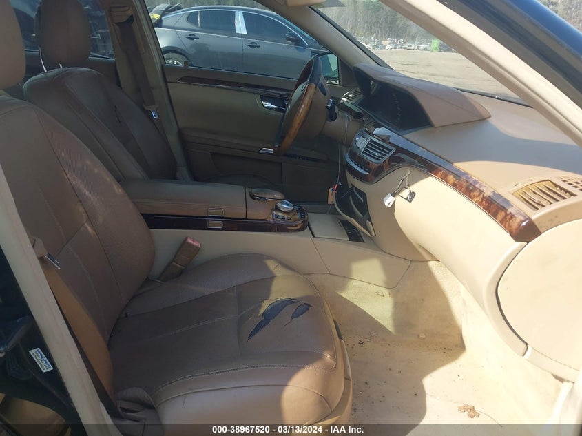 2008 Mercedes-Benz S 550 VIN: WDDNG71X98A231027 Lot: 38967520