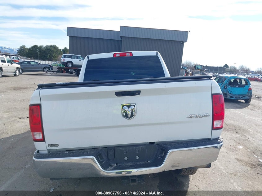 2019 RAM 1500 CLASSIC TRADESMAN - 1C6RR7FG7KS500939