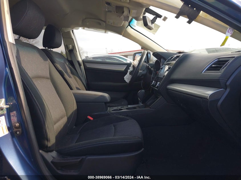 VIN 4S4BSAFC7K3374564 2019 SUBARU OUTBACK 2.5I PREMIUM