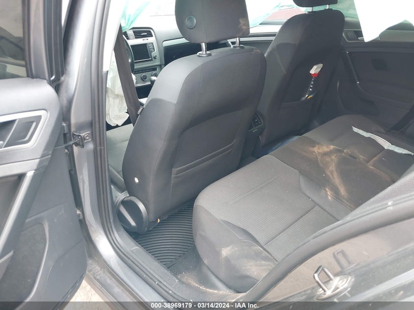 2016 VOLKSWAGEN GOLF SPORTWAGEN TSI S 4-DOOR - 3VWC17AU9GM504345