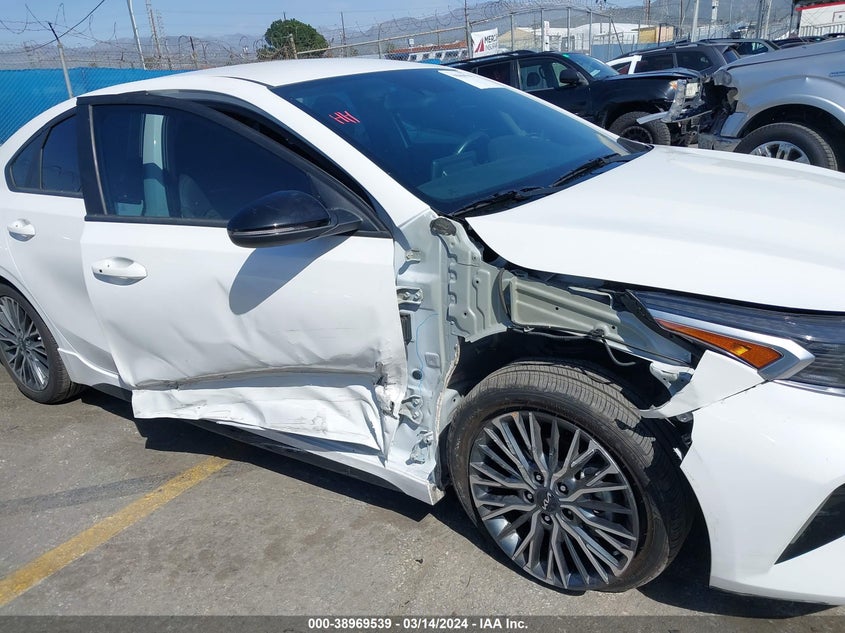 VIN 3KPF54AD7PE580921 2023 KIA FORTE GT-LINE