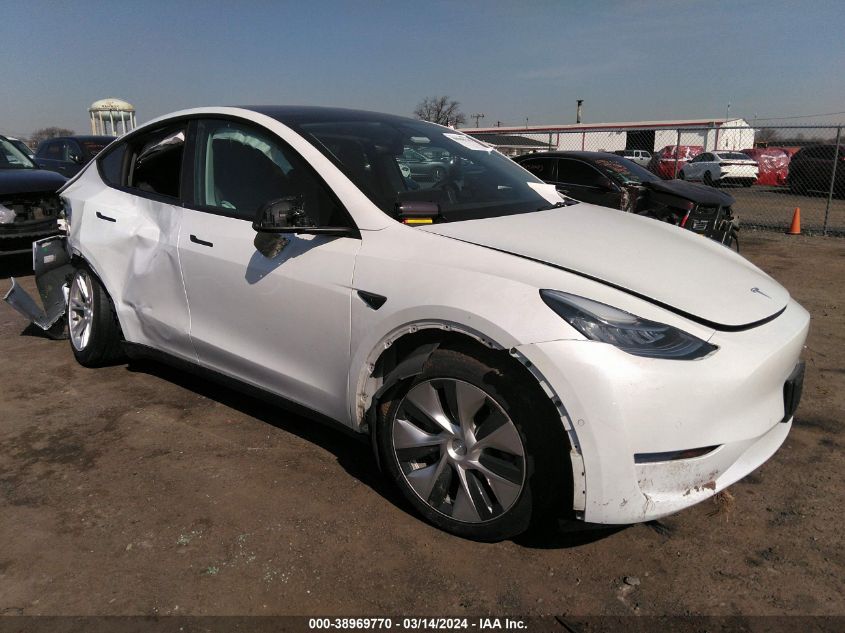 2022 TESLA MODEL Y LONG RANGE DUAL MOTOR ALL-WHEEL DRIVE - 7SAYGDEE5NF355932