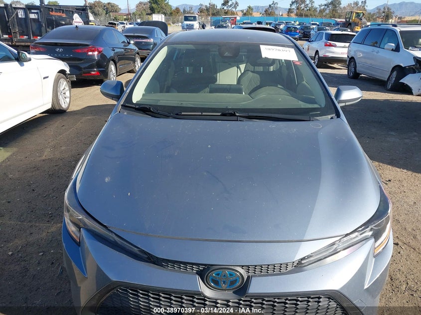 2020 TOYOTA COROLLA LE - JTDEBRBE2LJ017992