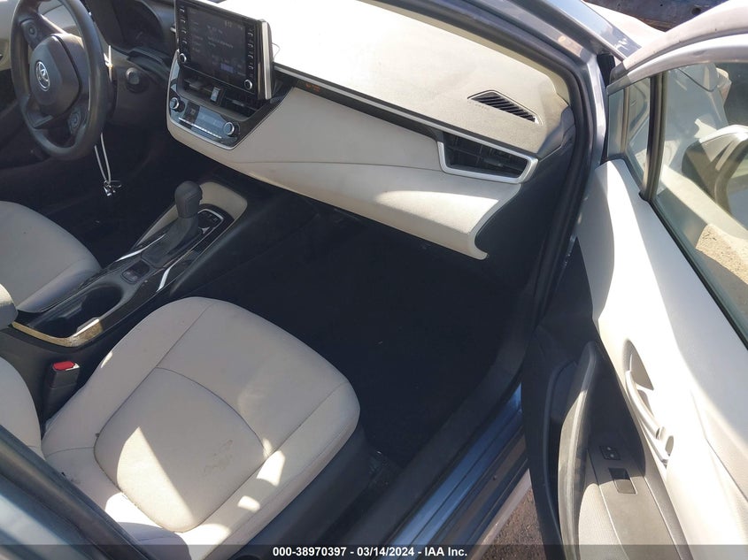 2020 TOYOTA COROLLA LE - JTDEBRBE2LJ017992