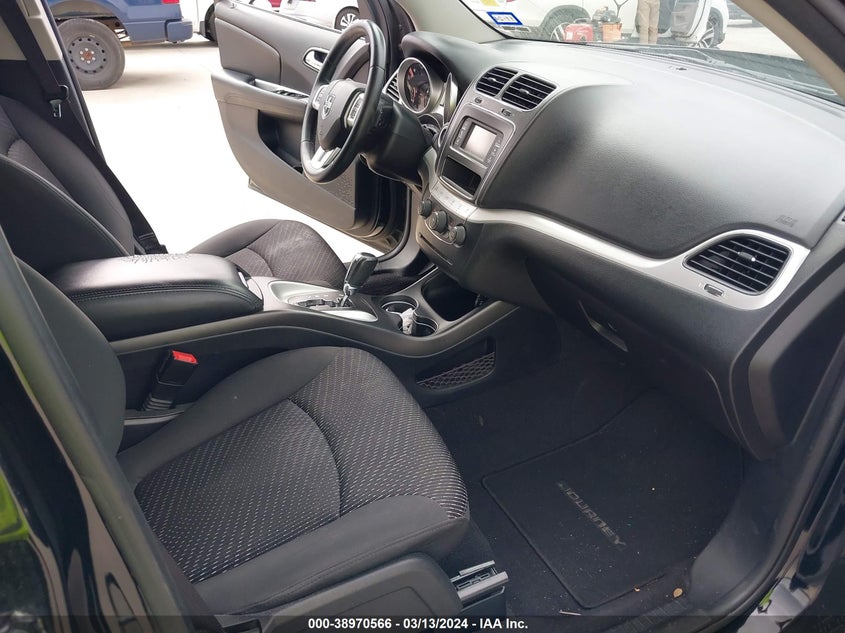 VIN 3C4PDCAB5HT558901 2017 DODGE JOURNEY SE