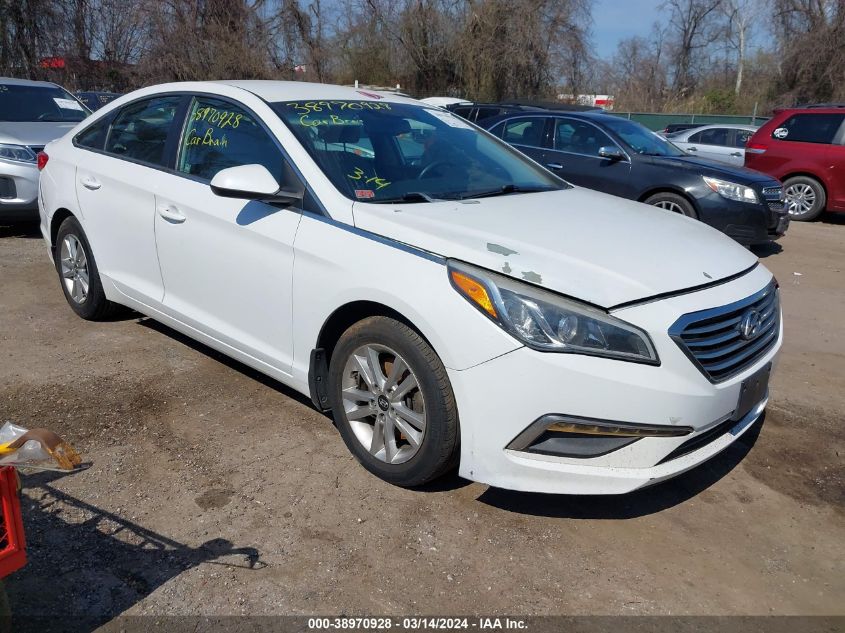 2015 HYUNDAI SONATA SE - 5NPE24AF1FH206188