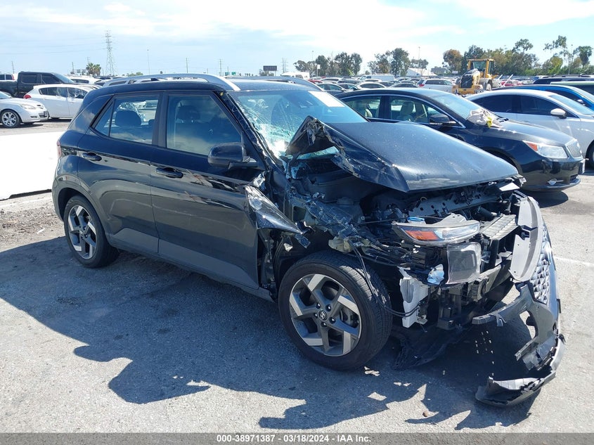 2022 Hyundai Venue Sel VIN: KMHRC8A35NU181145 Lot: 38971387