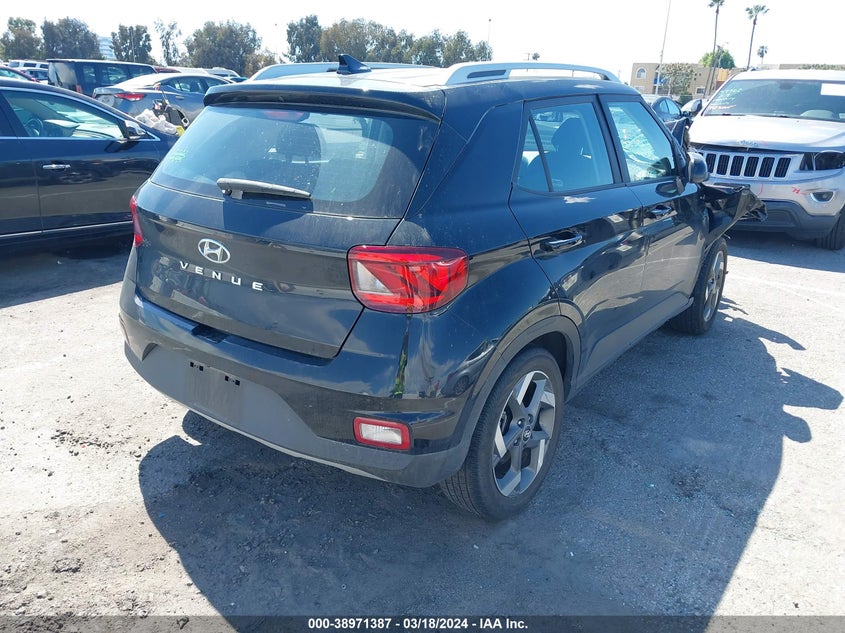 2022 Hyundai Venue Sel VIN: KMHRC8A35NU181145 Lot: 38971387