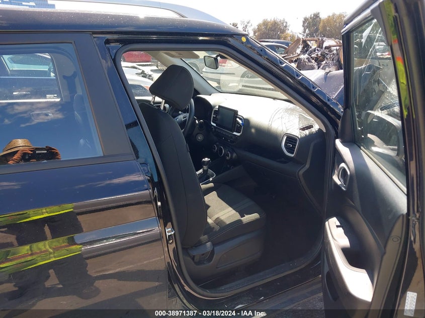 2022 Hyundai Venue Sel VIN: KMHRC8A35NU181145 Lot: 38971387