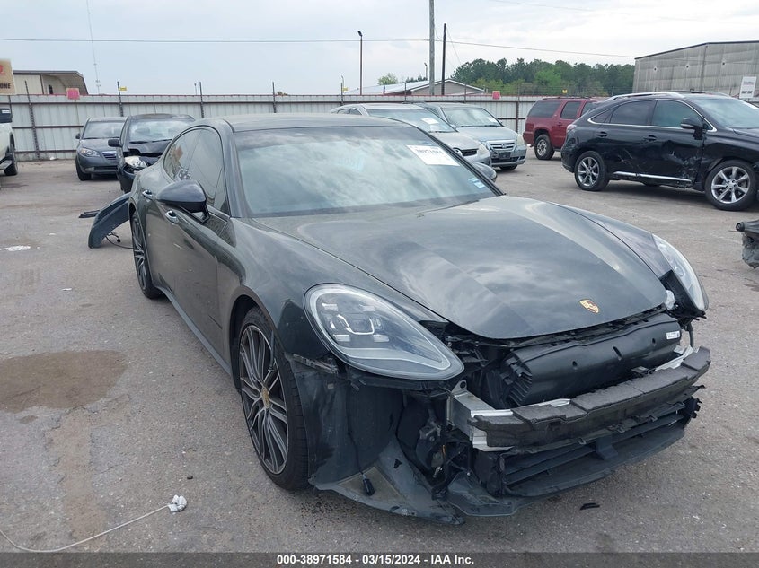 2018 PORSCHE PANAMERA 4 - WP0AA2A78JL100520
