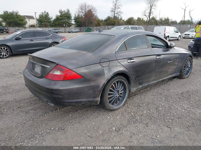 2007 Mercedes-Benz Cls 550 VIN: WDDDJ72XX7A090558 Lot: 38971683