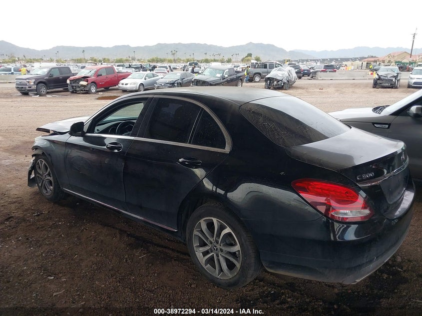 VIN 55SWF4JB9HU233015 2017 MERCEDES-BENZ C 300 LUXURY/SPORT