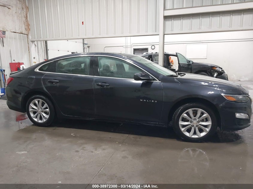2022 CHEVROLET MALIBU LT - 1G1ZD5ST4NF131851