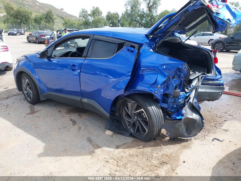 2020 Toyota C-Hr Limited VIN: JTNKHMBX3L1086868 Lot: 38972435