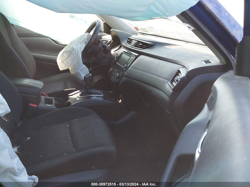 VIN KNMAT2MV4JP597093 2018 NISSAN ROGUE SV