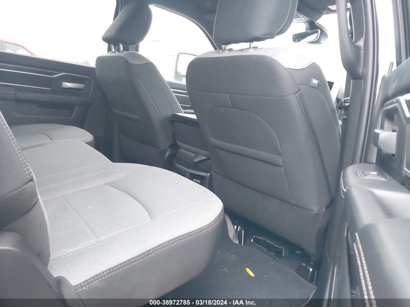 2024 RAM 2500 BIG HORN  4X4 6'4 BOX - 3C6UR5DL4RG153828