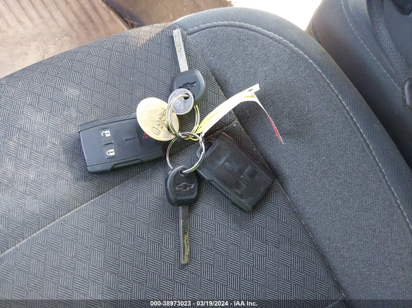 2019 CHEVROLET SILVERADO 1500 LT - 1GCUYDED5KZ172987