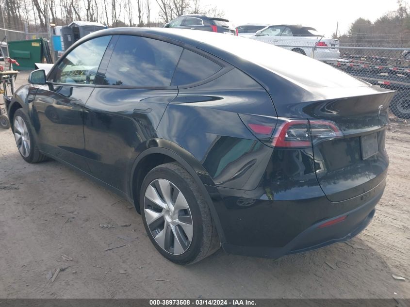 2023 Tesla Model Y Awd/Long Range Dual Motor All-Wheel Drive VIN: 7SAYGDEEXPA032041 Lot: 38973508