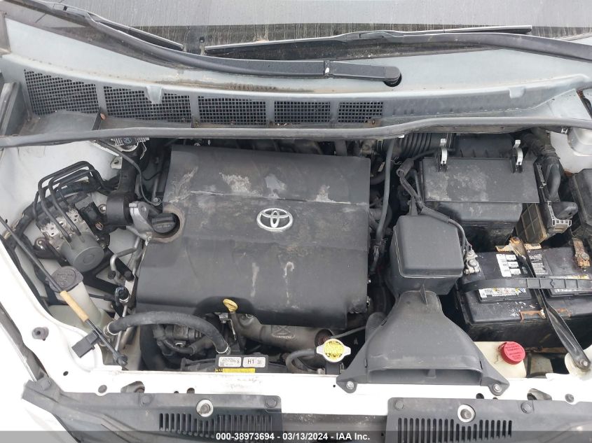 5TDKK3DC1ES468946 2014 TOYOTA SIENNA, photo no. 10