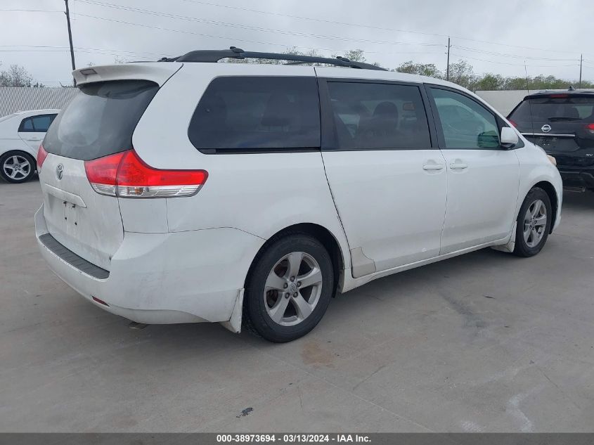 5TDKK3DC1ES468946 2014 TOYOTA SIENNA, photo no. 4