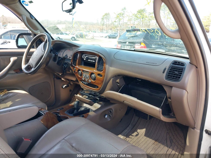 2003 Toyota Sequoia Limited V8 VIN: 5TDBT48AX3S148159 Lot: 38974791