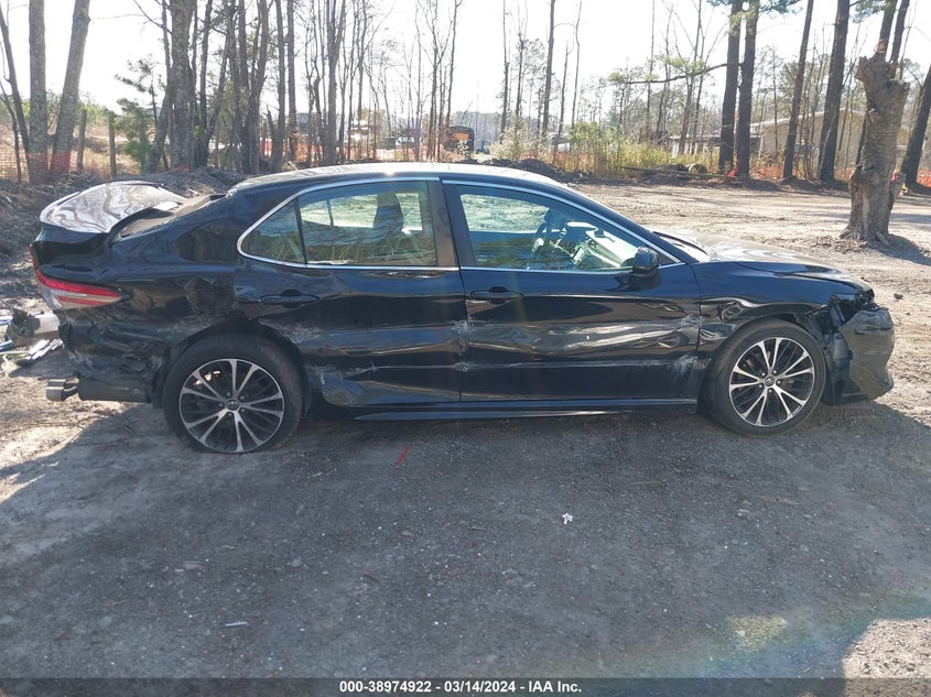 2018 TOYOTA CAMRY SE - 4T1B11HKXJU550748