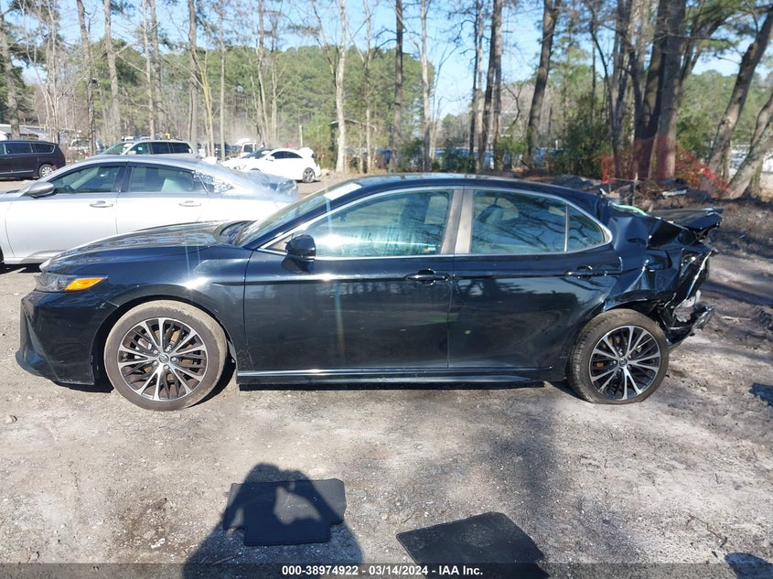 2018 TOYOTA CAMRY SE - 4T1B11HKXJU550748