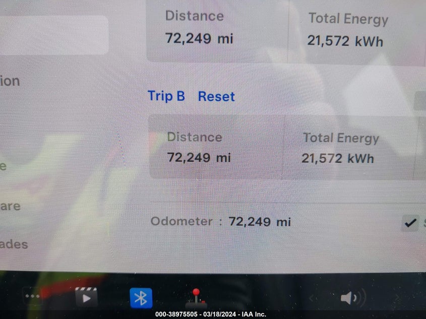 VIN 5YJYGDEE5LF031762 2020 TESLA MODEL Y