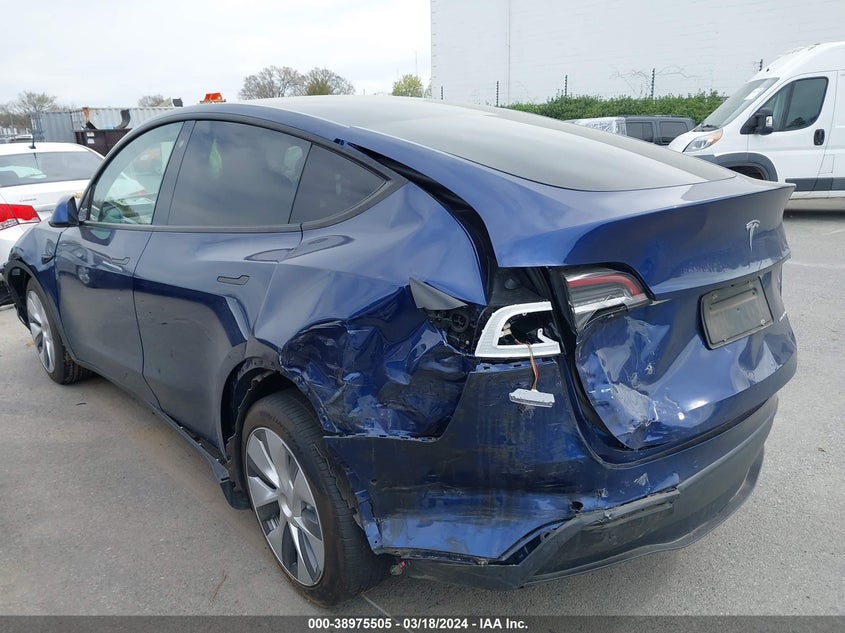 VIN 5YJYGDEE5LF031762 2020 TESLA MODEL Y
