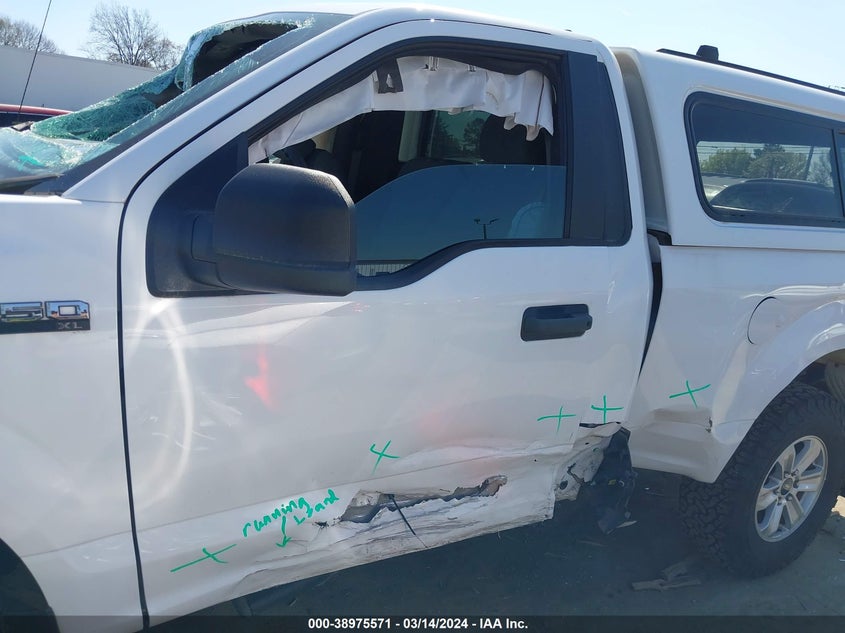 VIN 1FTMF1EB5KKF22260 2019 FORD F-150 XL