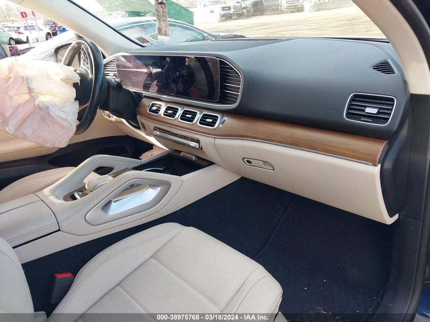Auction sale of the 2022 MERCEDES BENZ GLE 350 , vin: 4JGFB4KBXNA711518, lot number: 38975768