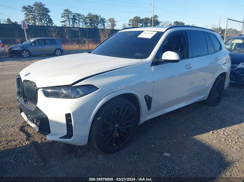 2024 BMW X5 3.0L I6   N(VIN: 5UX23EU05R9S34830