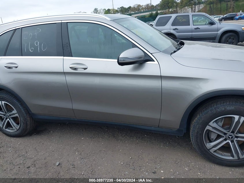 2019 MERCEDES-BENZ GLC 300 4MATIC WDC0G4KB2KV18595