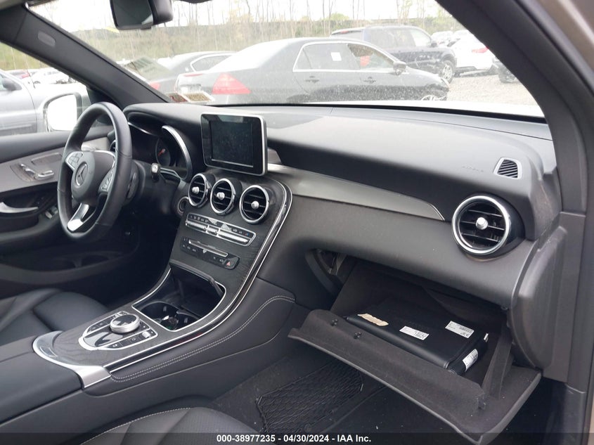 2019 MERCEDES-BENZ GLC 300 4MATIC WDC0G4KB2KV18595