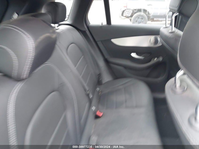 2019 MERCEDES-BENZ GLC 300 4MATIC WDC0G4KB2KV18595