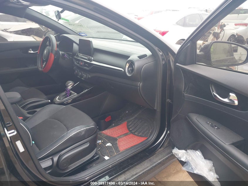 VIN 3KPF34AD8LE179555 2020 KIA FORTE GT LINE/S