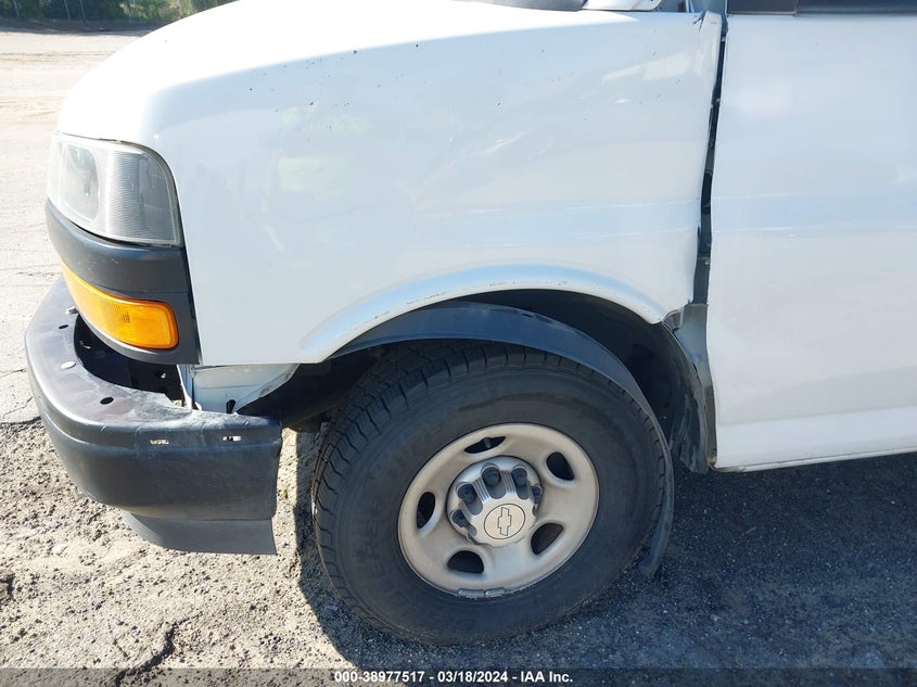VIN 1GCWGAFP6K1360659 2019 CHEVROLET EXPRESS 2500 WORK VAN