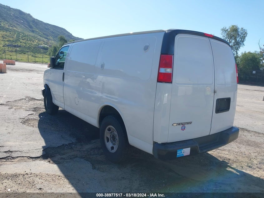 VIN 1GCWGAFP6K1360659 2019 CHEVROLET EXPRESS 2500 WORK VAN