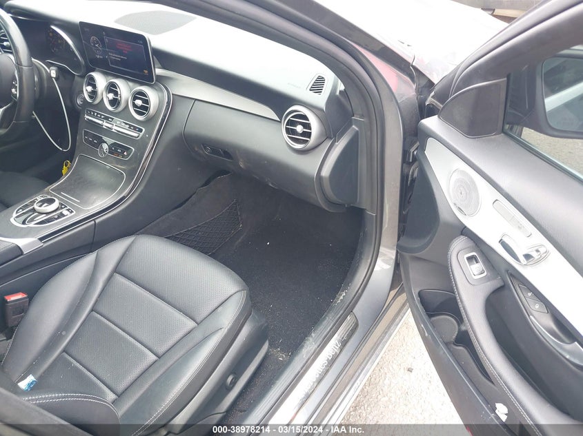 2021 MERCEDES-BENZ C 300 VIN: W1KWF8DB8MR637485