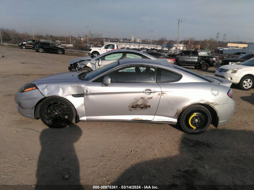 2008 Hyundai Tiburon Gs VIN: KMHHM66D68U285307 Lot: 38978261