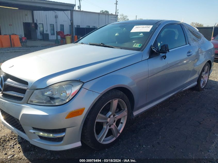 2013 Mercedes-Benz C 250 VIN: WDDGJ4HB4DG057913 Lot: 38978494