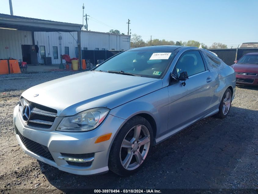 2013 Mercedes-Benz C 250 VIN: WDDGJ4HB4DG057913 Lot: 38978494