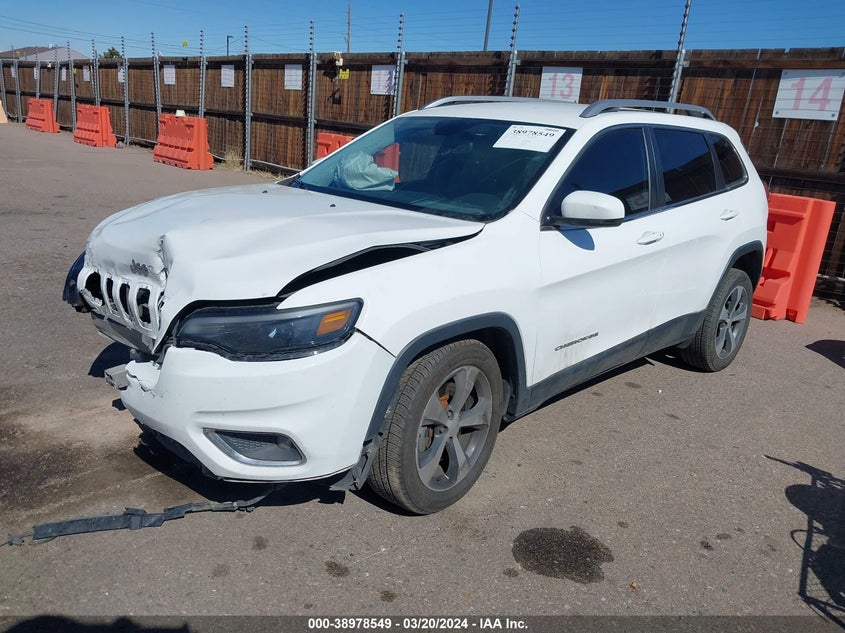 VIN 1C4PJLDB5KD300704 2019 JEEP CHEROKEE LIMITED FWD