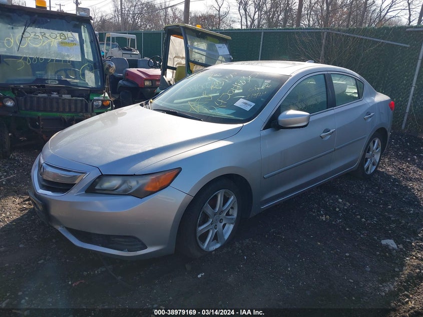 2014 Acura Ilx 2.0L VIN: 19VDE1F35EE005681 Lot: 38979169