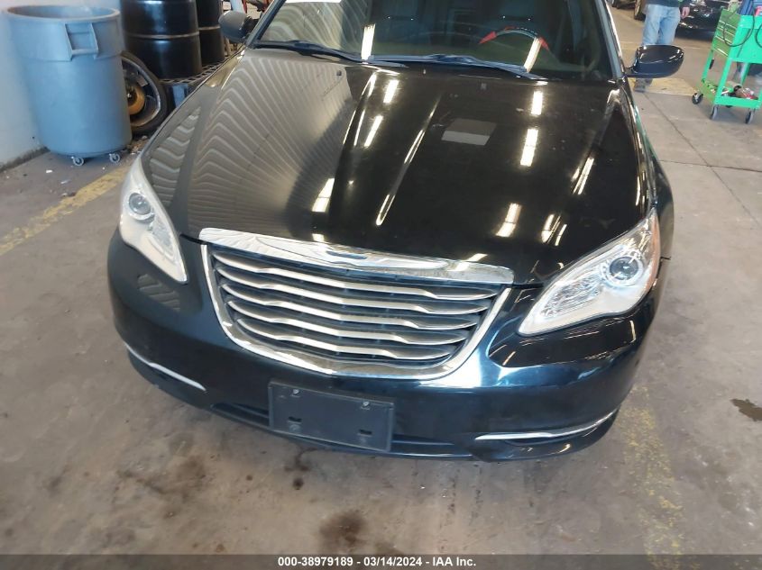 2013 Chrysler 200 Touring VIN: 1C3CCBBB2DN743769 Lot: 40892843