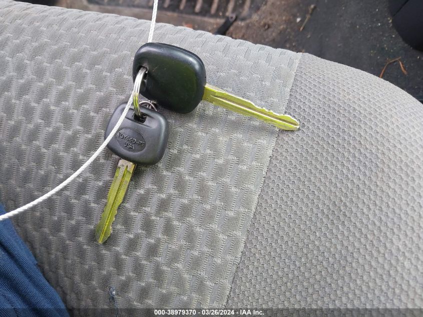 2007 Toyota Matrix VIN: 2T1KR32EX7C685200 Lot: 38979370